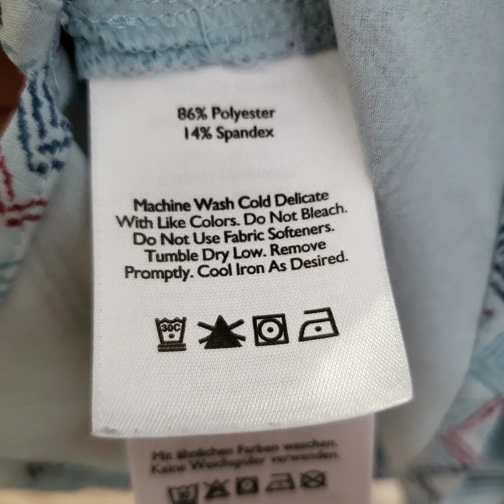 Eddie Bauer UPF 50+ Departure V-Neck Tank Top - Picture 3 of 5